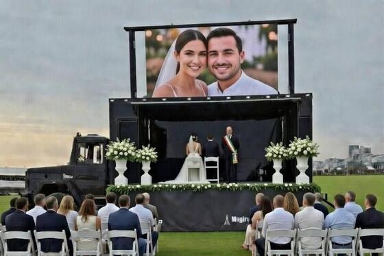 HD τηλεοπτική επίδειξη οθόνης τοίχων των γαμήλιων οδηγήσεων ολοκληρωμένου κυκλώματος 2153 1 16 ανίχνευση AC220V 522nm
