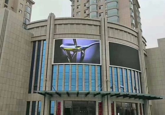 Προσαρμοσμένα εξωτερικά LED οθόνες οθόνων βίντεο P8 Αδιάβροχο IP65 σιδερένιο ντουλάπι