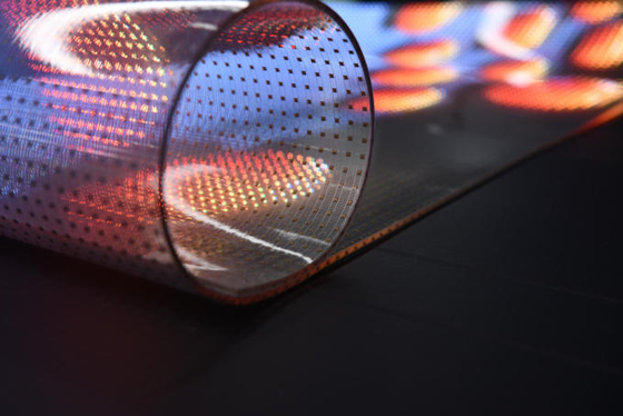 Διαφανής γυάλινη οθόνη LED P3.91mm Ολογραφική σειρά ανανεώστε 3840Hz