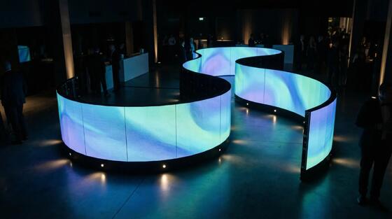 P1.538 Καμπυλωτή Οθόνη LED RGB Εσωτερικού Χώρου Πλήρους Χρώματος Οθόνη LED 3840Hz