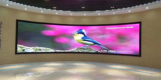 Διαφημιστική Εσωτερική Έγχρωμη Οθόνη LED 320*160mm P2.5 FPC Μαλακή Μονάδα LED