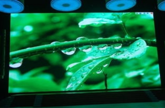 εσωτερικό ενοίκιο RGB 3IN1 γραφείου επίδειξης 500*500mm οδηγημένο 1200Hz P2.976
