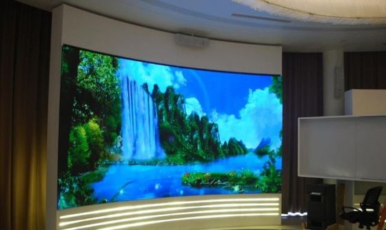 3840Hz LED Εύκαμπτη Μονάδα Καμπύλη Οθόνη LED Πάνελ Βίντεο P2